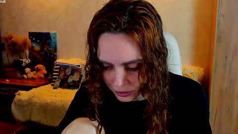 Gloria Wood online show from March 2026 06:25:01 PM