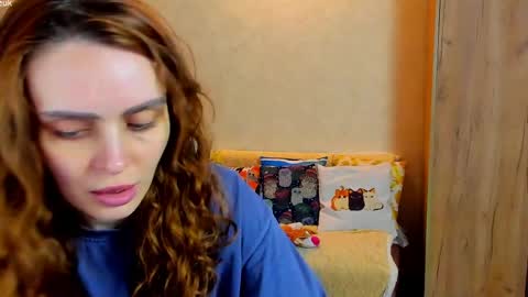 Gloria Wood online show from April 2026 06:53:01 PM