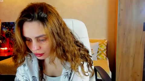 Gloria Wood online show from June 2026 04:35:02 PM
