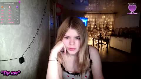  Roxy  online show from December 2024 01:02:01 PM