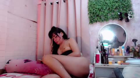 Snapshot of glumcockhot chatting on March 2025 03:42:02 PM jenn online show from March 2025 03:42:02 PM