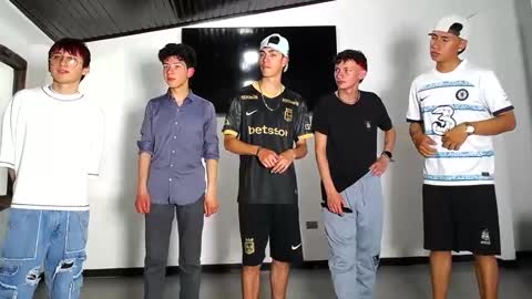 THOMAS AND DAMIAND online show from September 2025 06:19:02 PM