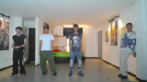 THOMAS AND DAMIAND online show from December 2025 06:48:01 PM