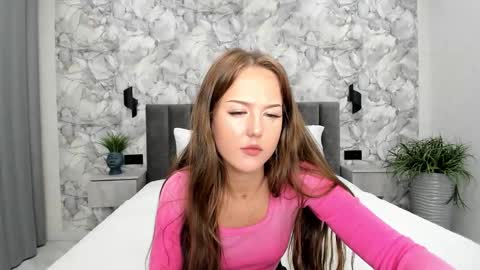 Lina online show from September 2025 01:31:02 AM