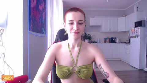 Snapshot of goddess_elpisfoxter chatting on May 2026 07:17:01 AM Elpis Foxter online show from May 2026 07:17:01 AM
