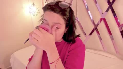 M A R T I N A  online show from March 2026 12:19:02 PM