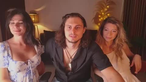   330 UTC2 girls   online show from February 2025 02:50:02 AM