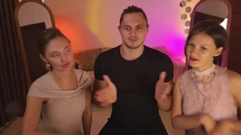   330 UTC2 girls   online show from September 2025 03:44:01 AM