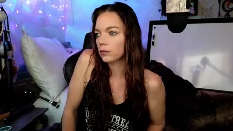 Patricia Mars           Goddess of Mars twitter thegoddessmindy online show from March 2026 03:27:01 PM