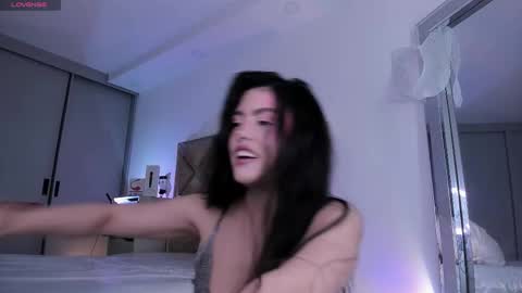 Linda online show from October 2025 12:05:02 PM