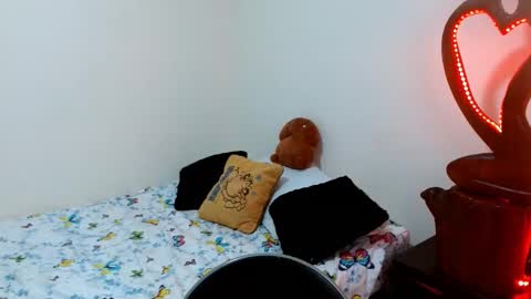  Naih Reyes online show from December 2024 01:42:01 AM