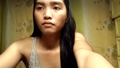 Snapshot of goddessvina7068 chatting on June 2026 04:33:01 AM goddessvina7068 online show from June 2026 04:33:01 AM