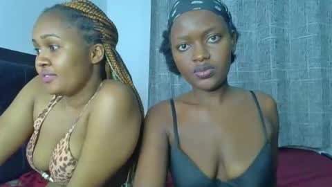 Snapshot of godess_lunah chatting on May 2026 07:09:02 PM godess_lunah online show from May 2026 07:09:02 PM