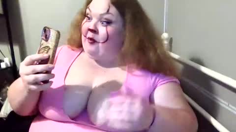 Snapshot of godessisabella chatting on October 2025 07:10:02 AM godessisabella online show from October 2025 07:10:02 AM