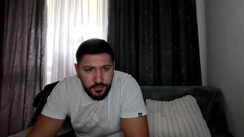 gold_alpha_boy online show from October 2025 10:33:01 AM