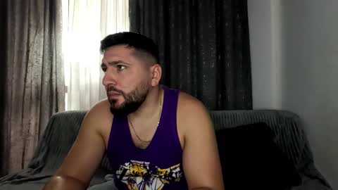 gold_alpha_boy online show from November 2025 11:22:01 AM