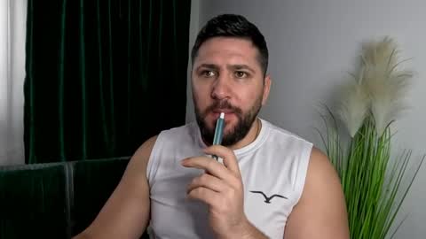 gold_alpha_boy online show from April 2026 11:15:01 AM