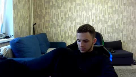 Golden boyyy21 online show from February 2025 12:11:01 PM