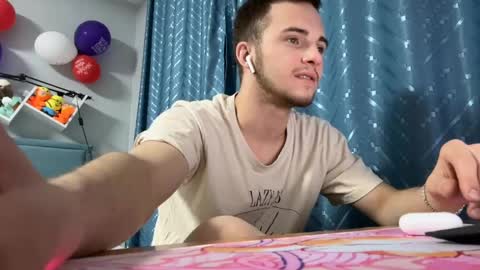 Golden boyyy21 online show from March 2025 01:43:01 AM