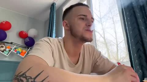 Golden boyyy21 online show from March 2025 10:22:01 AM