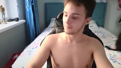 Golden boyyy21 online show from February 2026 12:26:01 PM