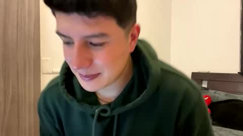 goldenknight33 online show from November 2025 03:56:01 PM