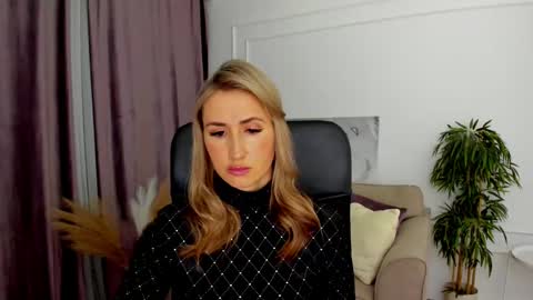 Olivia online show from February 2025 03:50:02 AM