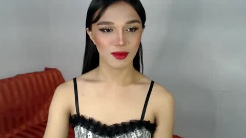Lily is Gold online show from February 2025 11:04:02 PM