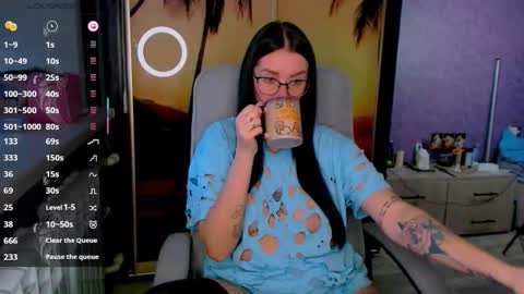 Polina online show from November 2025 06:03:02 AM