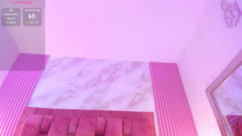 Snapshot of goldilockss15 chatting on September 2025 03:08:02 AM goldilockss15 online show from September 2025 03:08:02 AM