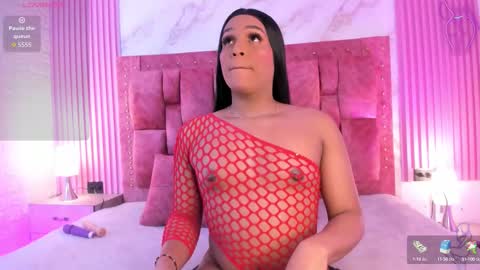 Snapshot of goldilockss15 chatting on September 2025 03:44:01 AM goldilockss15 online show from September 2025 03:44:01 AM