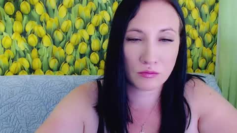 goldmoonn online show from July 2026 12:29:01 PM