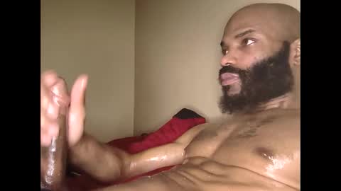 Snapshot of goldmouth_85 chatting on June 2026 05:30:02 PM Goldmouth 85 online show from June 2026 05:30:02 PM