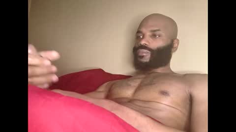 Snapshot of goldmouth_85 chatting on June 2026 04:57:01 AM Goldmouth 85 online show from June 2026 04:57:01 AM