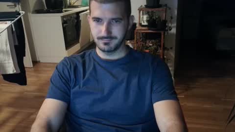 goldnic_10 online show from October 2025 05:04:02 AM