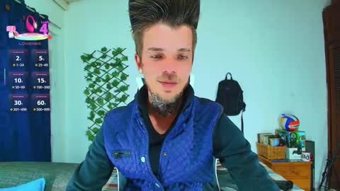 Snapshot of goldy_loyal99 chatting on October 2025 02:42:01 AM Goldy Loyal93 online show from October 2025 02:42:01 AM