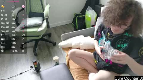 gomoreup online show from September 2025 05:49:01 PM