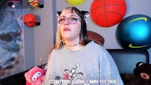 Snapshot of gomory_kitty chatting on May 2026 04:56:01 PM gomory_kitty online show from May 2026 04:56:01 PM