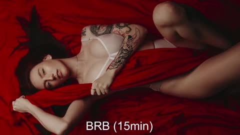 Polly online show from March 2025 04:03:02 PM