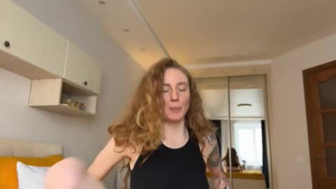 Polly online show from March 2026 09:26:02 AM