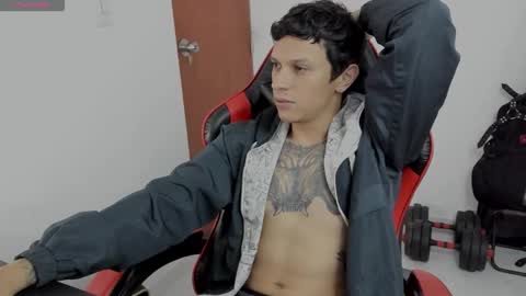 Snapshot of goodboy69i chatting on October 2025 12:42:02 AM goodboy69i online show from October 2025 12:42:02 AM