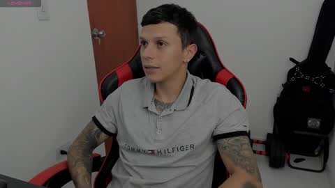 Snapshot of goodboy69i chatting on November 2025 10:43:02 PM goodboy69i online show from November 2025 10:43:02 PM