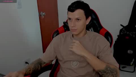 Snapshot of goodboy69i chatting on November 2025 03:23:02 PM goodboy69i online show from November 2025 03:23:02 PM