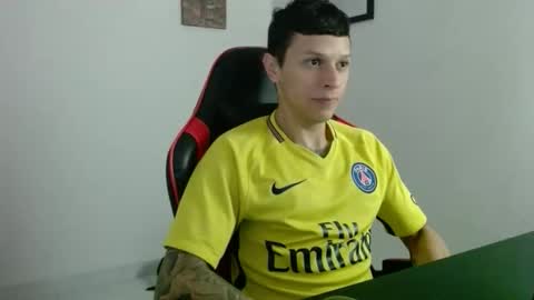 Snapshot of goodboy69i chatting on November 2025 11:38:02 AM goodboy69i online show from November 2025 11:38:02 AM