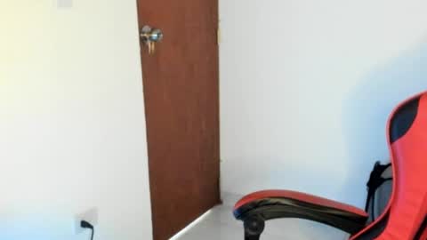 Snapshot of goodboy69i chatting on May 2026 07:12:01 PM goodboy69i online show from May 2026 07:12:01 PM