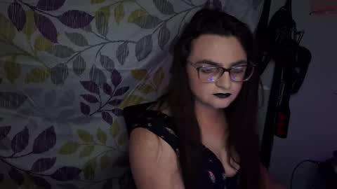 goodgrl1799 online show from September 2025 03:41:01 AM