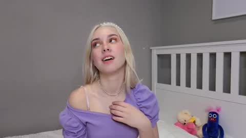 goog_div online show from November 2025 11:07:01 AM