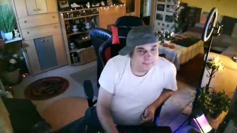 google5001 online show from September 2025 05:01:02 PM