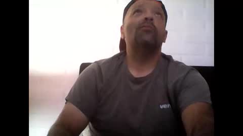 FLy online show from April 2026 12:36:01 PM