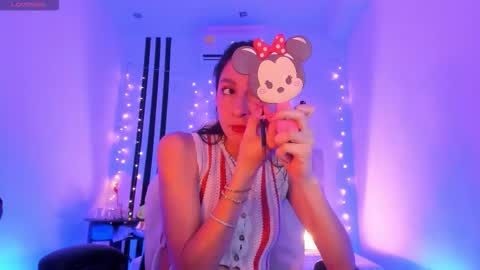 i am Jessi  I love animals and drawing I hope to get along with everyone. XOXO online show from February 2026 08:16:01 PM